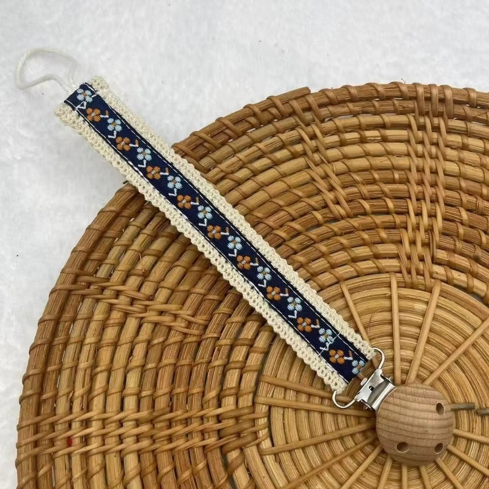 Daisy Wooden Dummy Chain