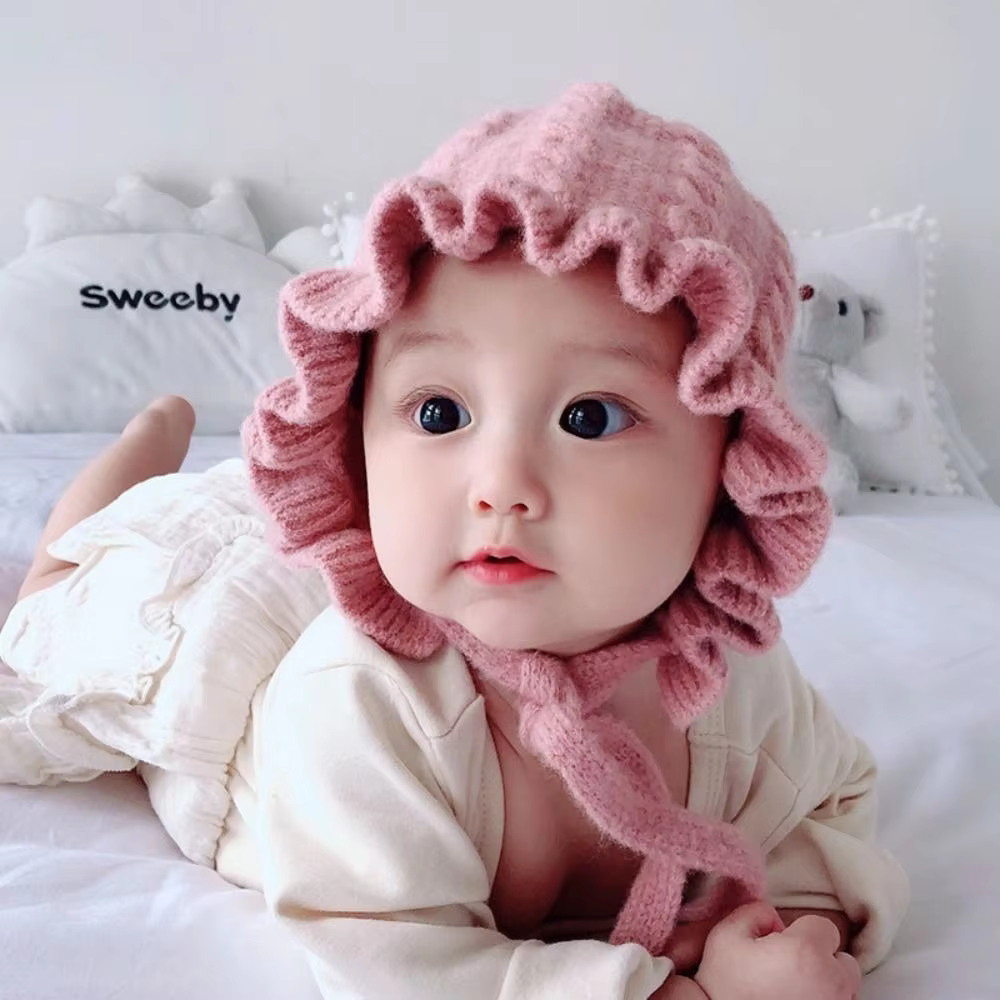 Lace Trim Knit Hood Hat