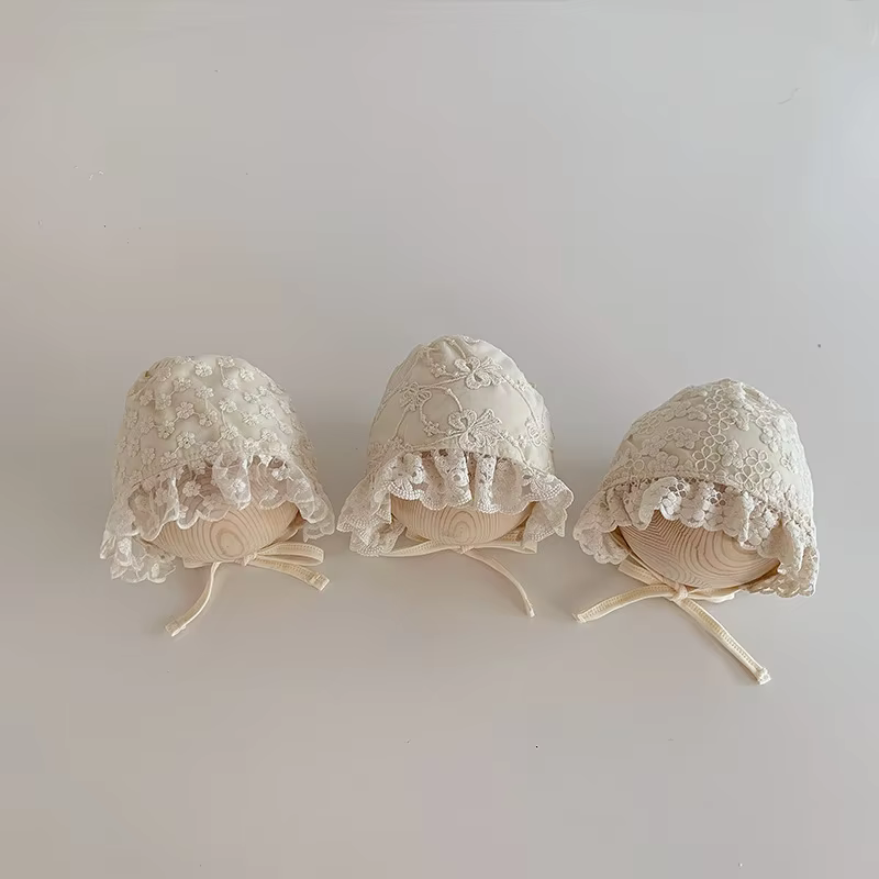 Lace Ruffle Bonnet
