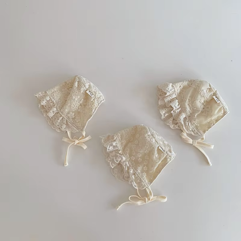 Lace Ruffle Bonnet