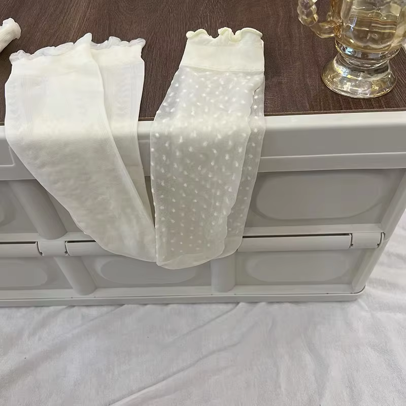 Lace Frill Knee Socks