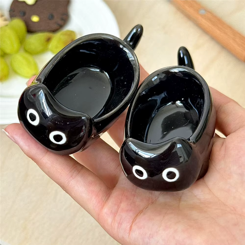 Ceramic Cat-Shaped Mini Dipping Plate Side Dish Small