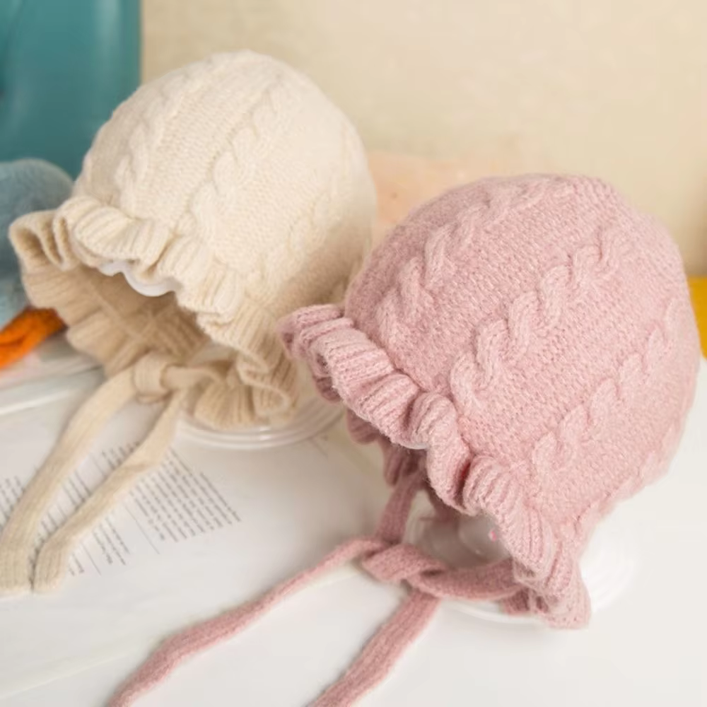 Lace Trim Knit Hood Hat