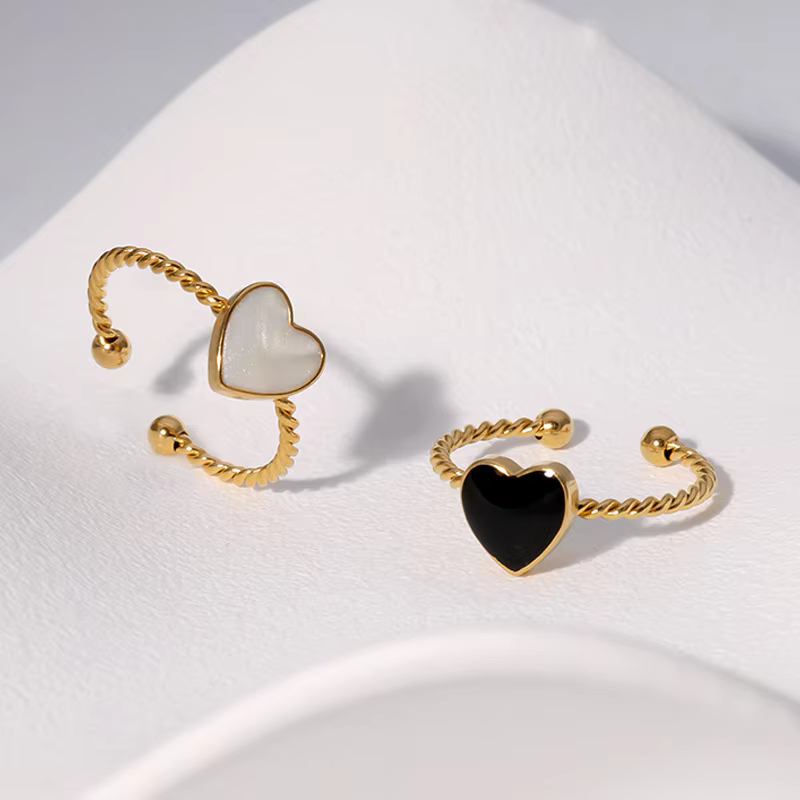 Adjustable Heart Ring