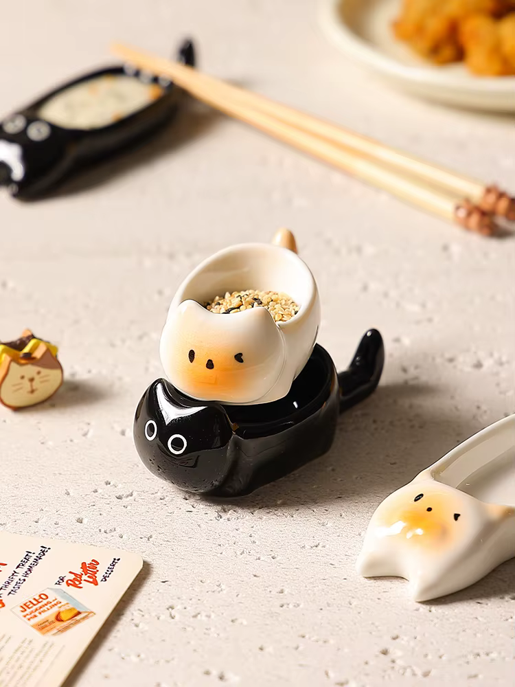 Ceramic Cat-Shaped Mini Dipping Plate Side Dish Small