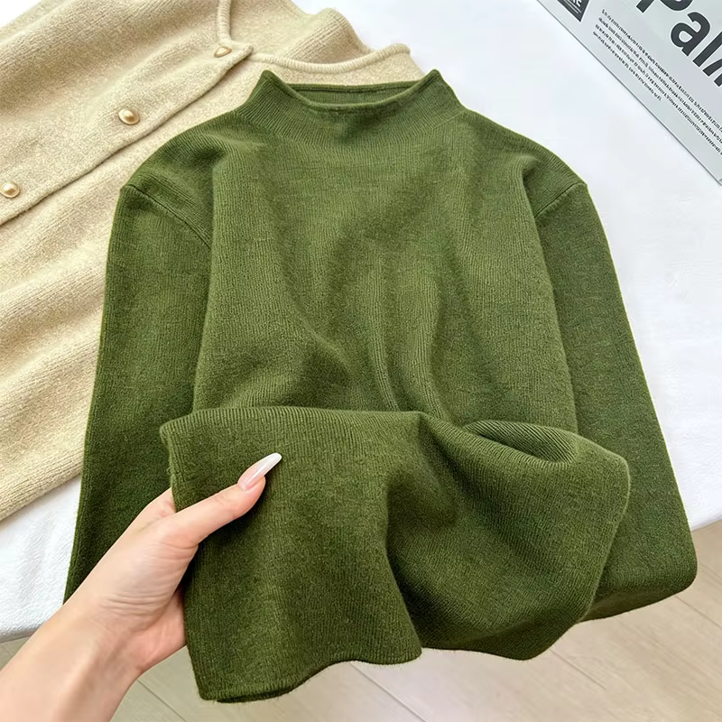 Half-Turtleneck Knit Base Layer