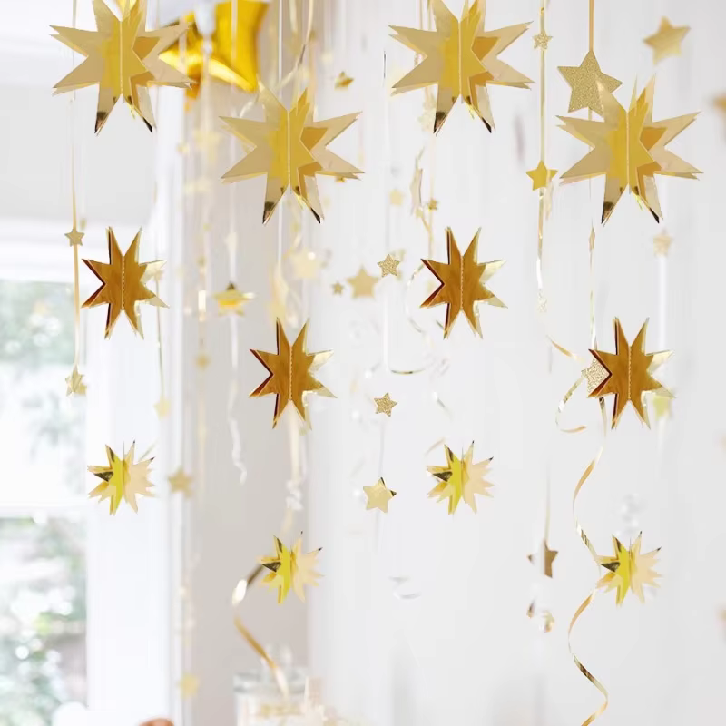 Gold twinkle-star garland – Lilvelle Chanukah party finds