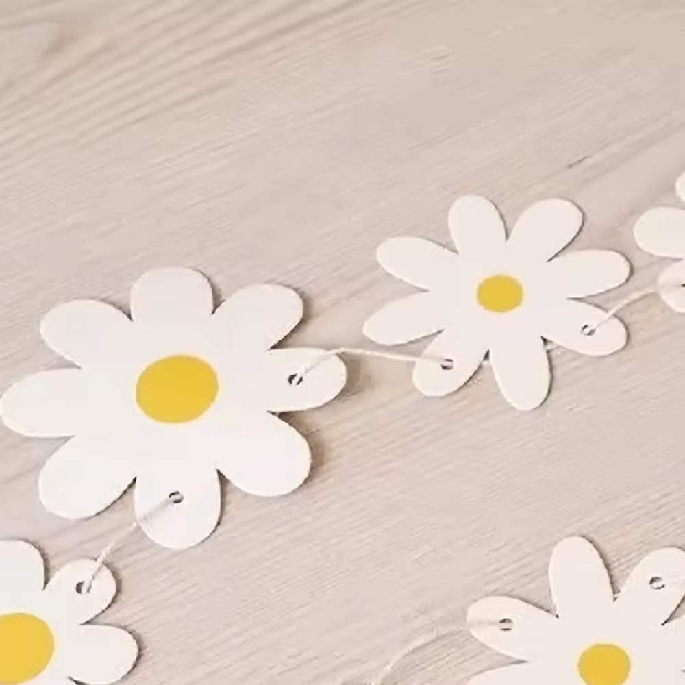 White Daisy Floral Banner