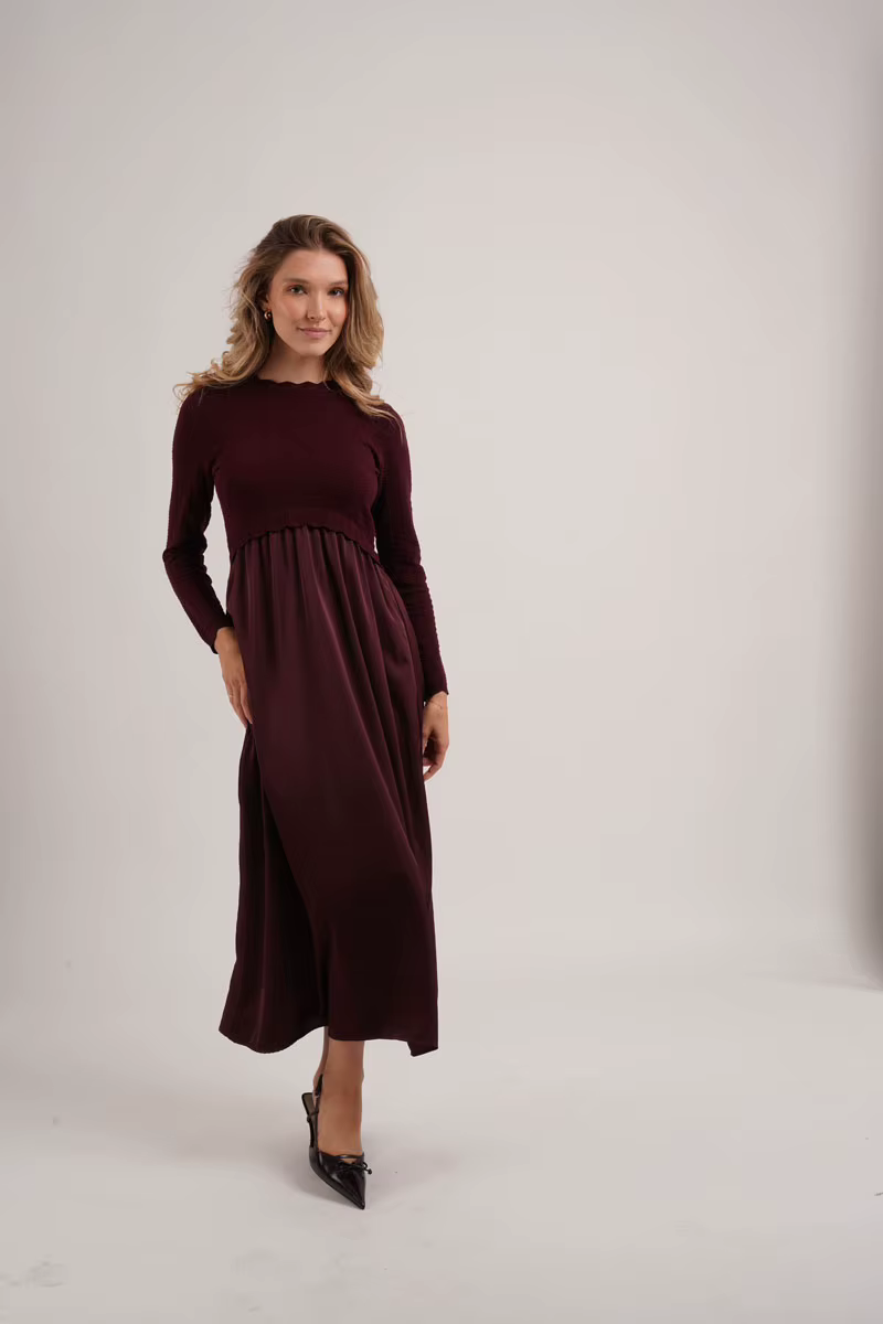 Knitted Satin Maxi Dress – Burgundy