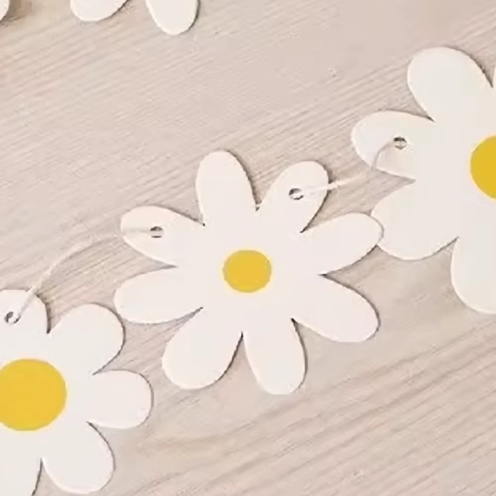 White Daisy Floral Banner