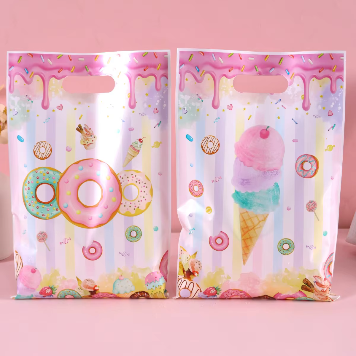 Donut gift handbags – Lilvelle Chanukah party finds