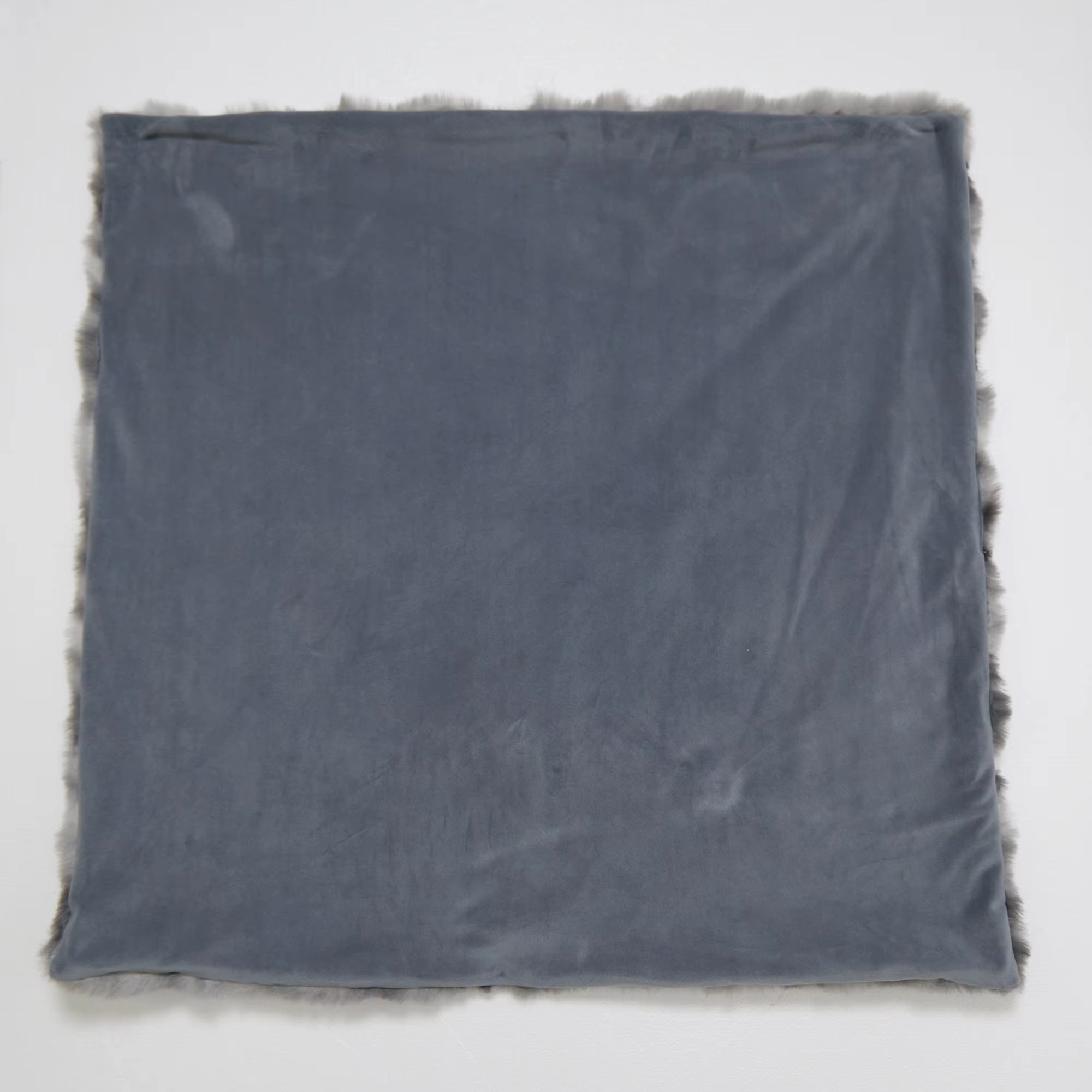 Faux Fur Gradient Throw Blanket