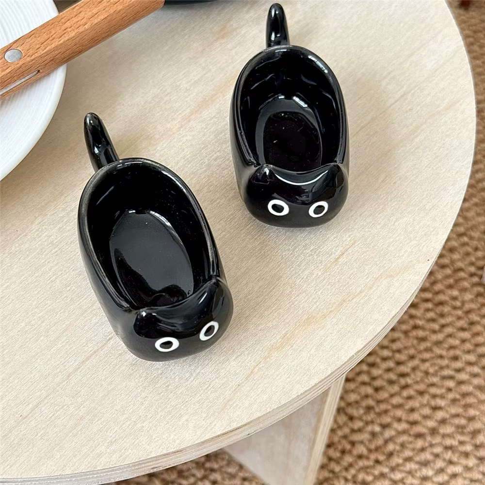 Ceramic Cat-Shaped Mini Dipping Plate Side Dish Small