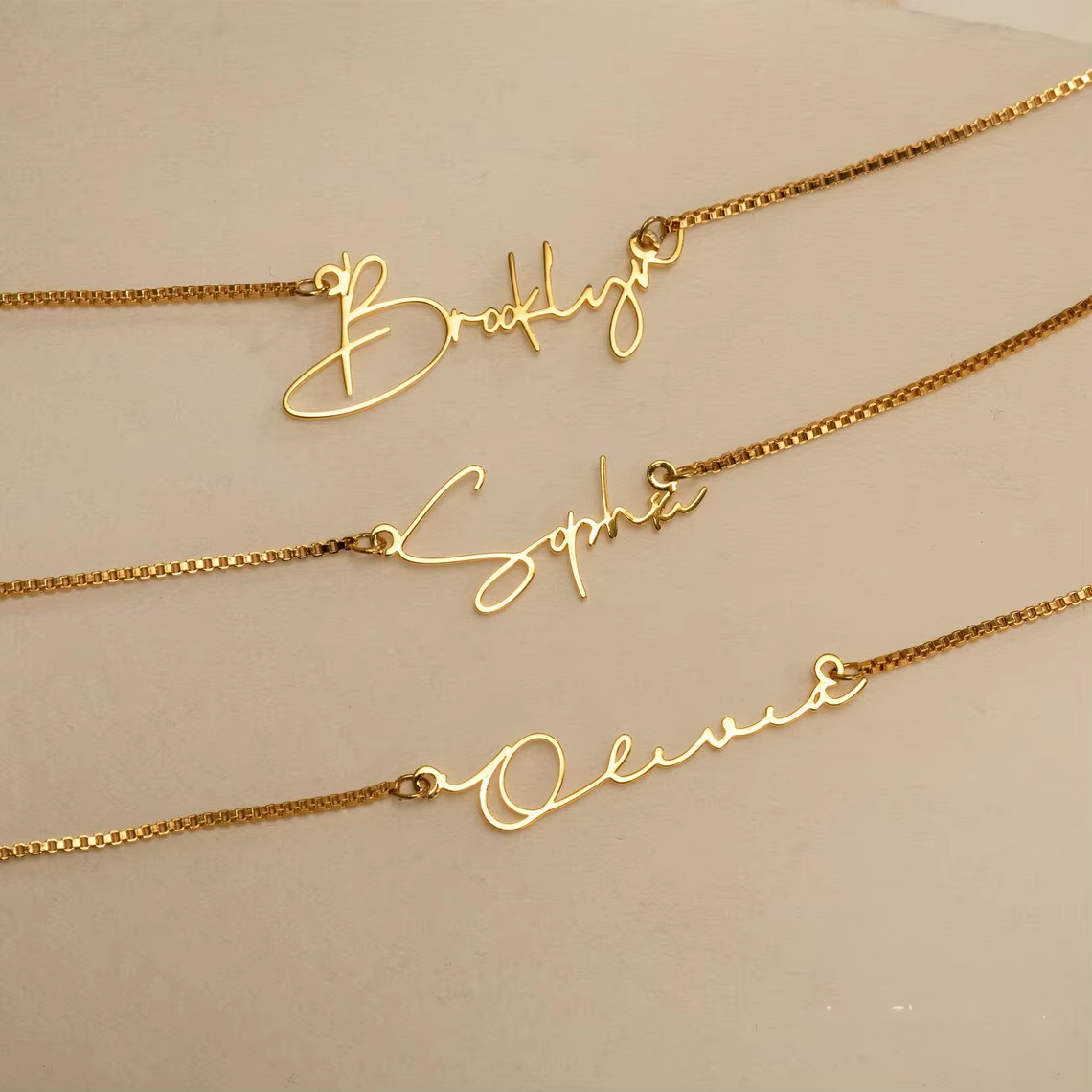 Personalised Cursive Name Necklace on Box Chain – Lilvelle jewellery edit