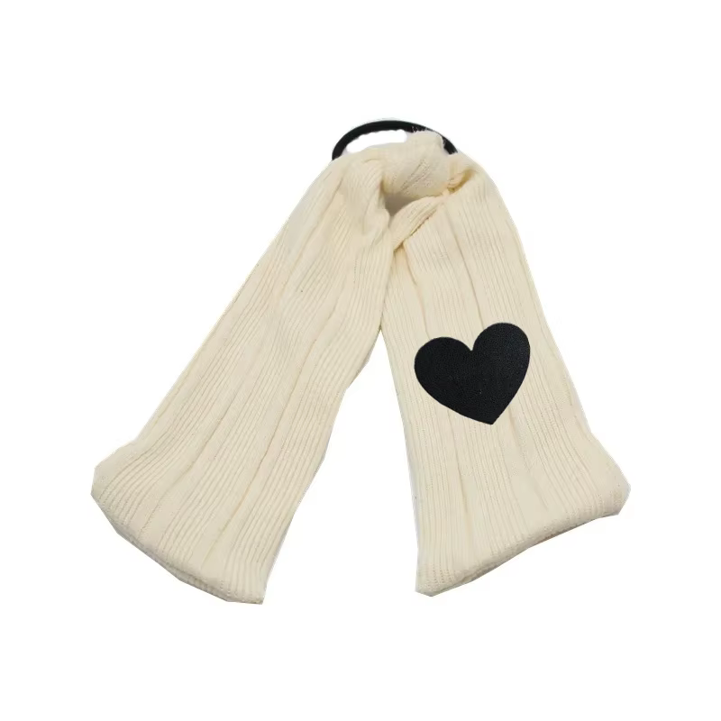 Chenille Heart Patch Headband — image 15