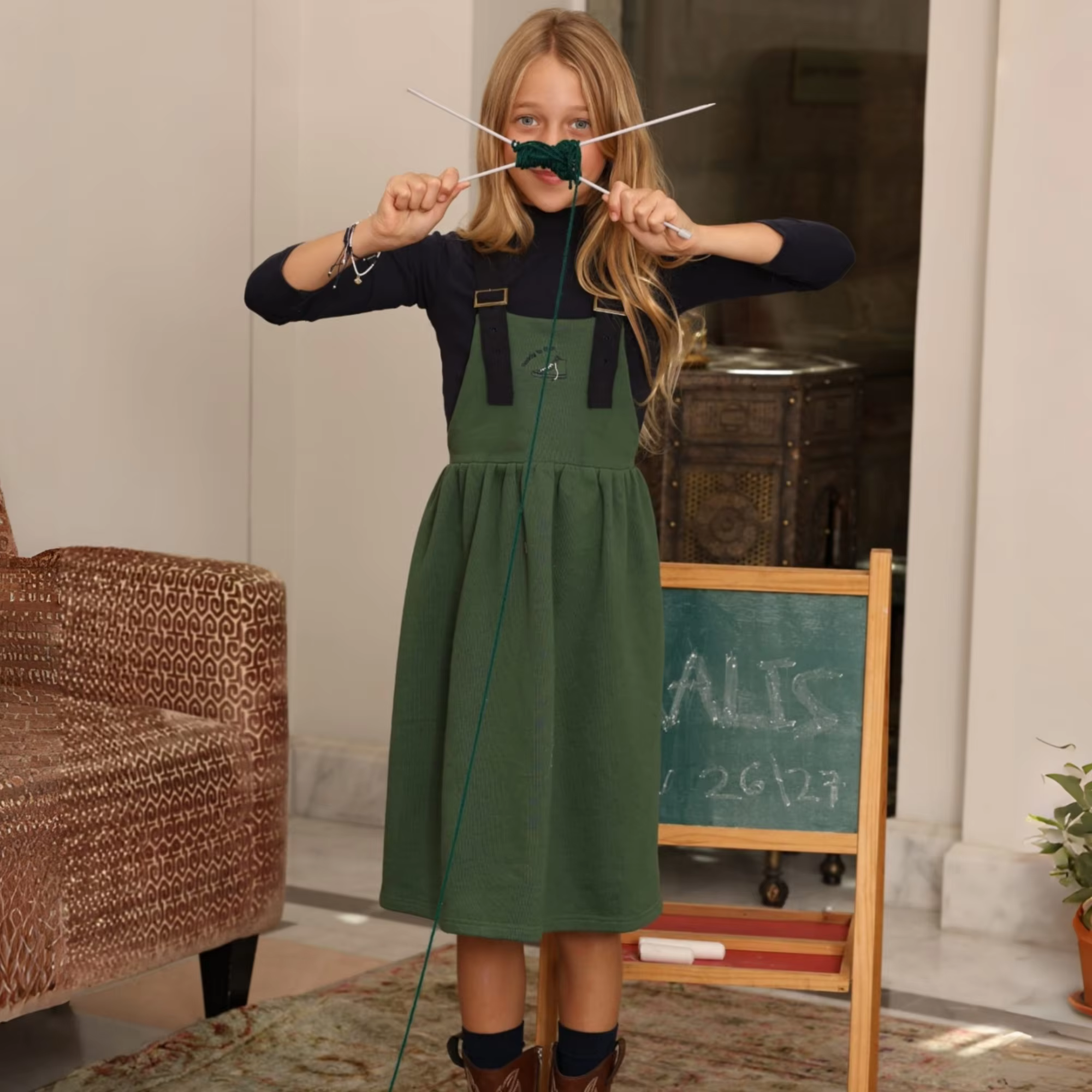 Sweatshirt Set Collection – Girls Green Jumper — image 2