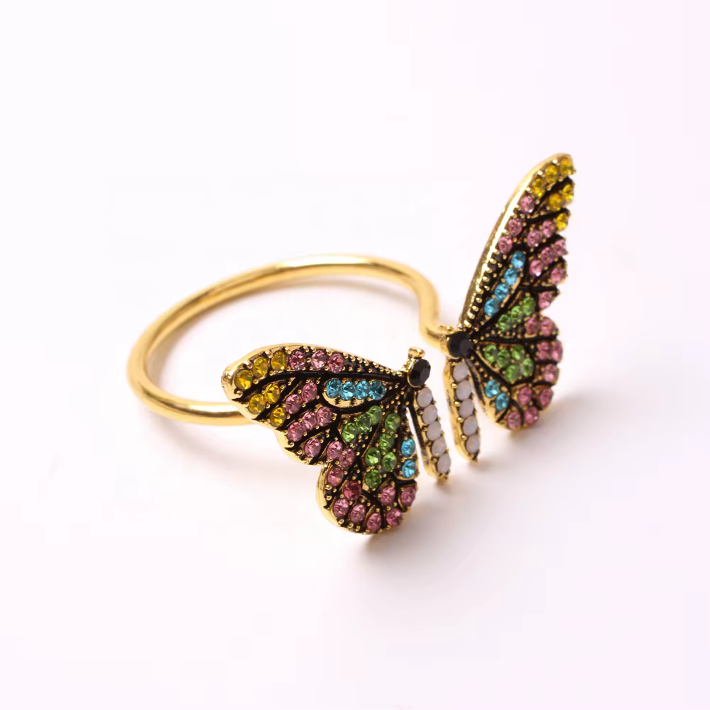 Butterfly Crystal Napkin Rings – 6 Pack — image 5