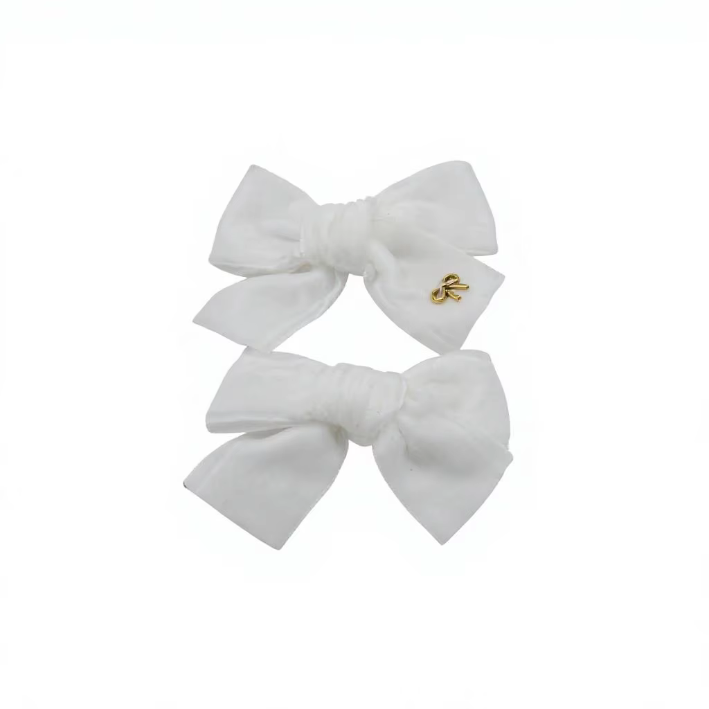 White Mini Velvet Bow Clip – Ali Picks AW26
