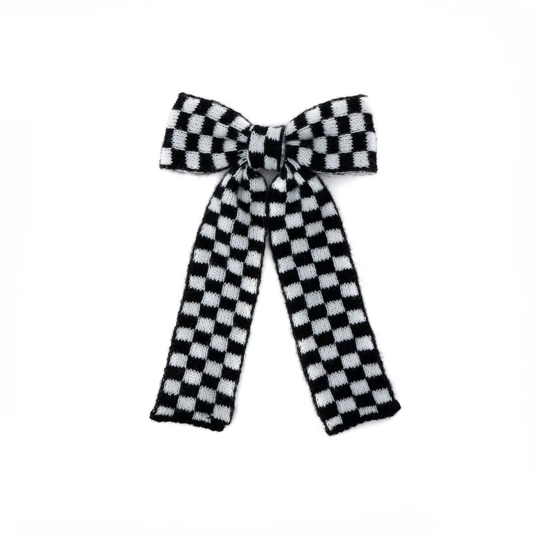 Checkered Knit Headband Large Hair Clip — image 2