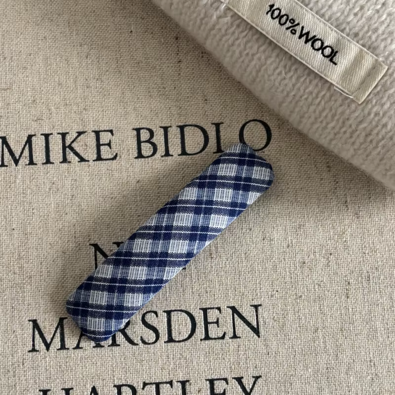 Striped Square Clip