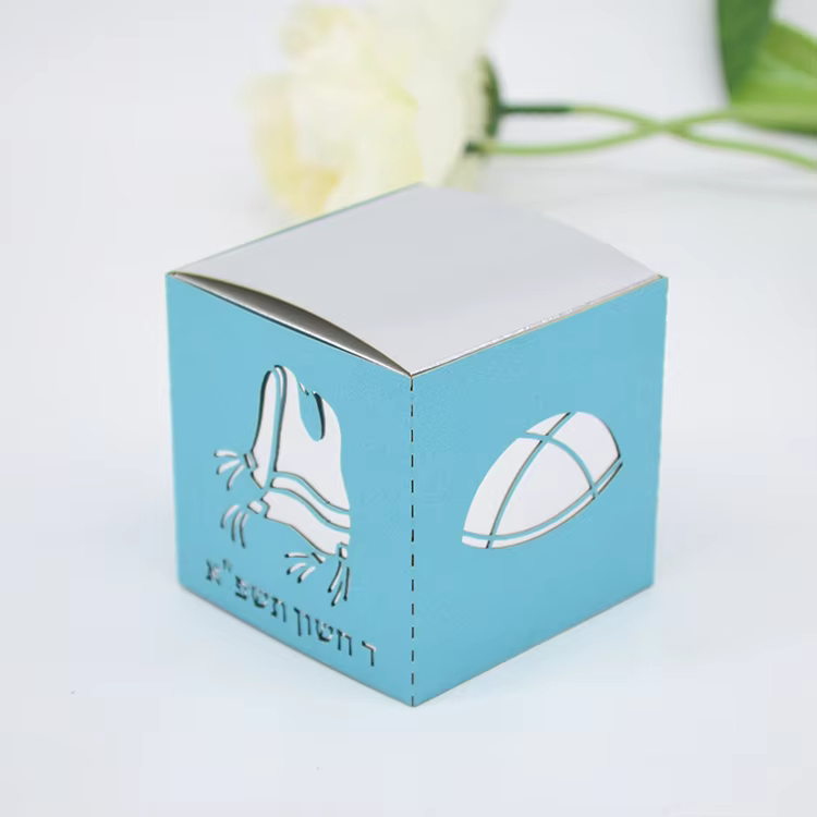 Upsherin Scissors & Tzitzit Square Favour Boxes — image 5