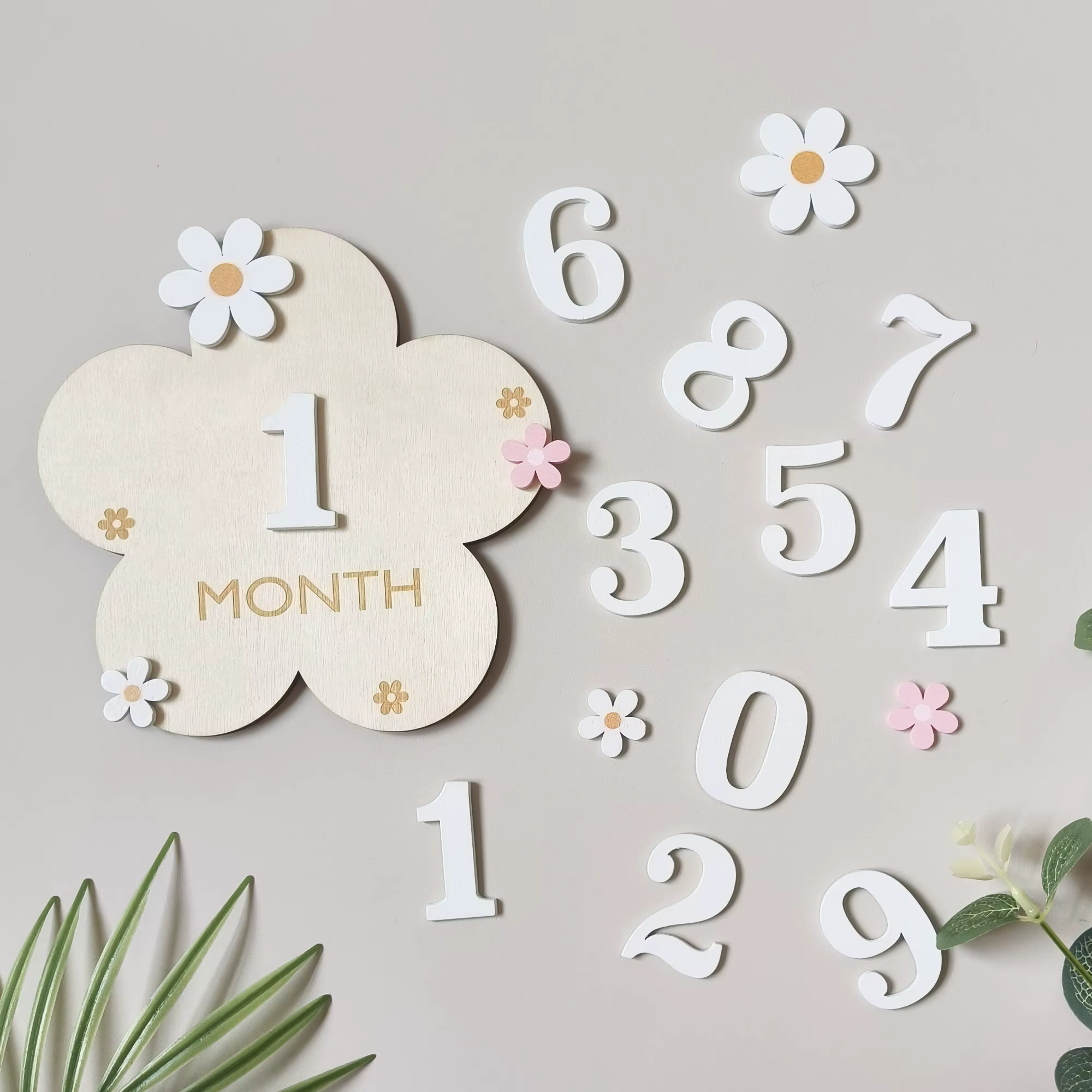 Wooden Floral Baby Milestone Cards — image 6