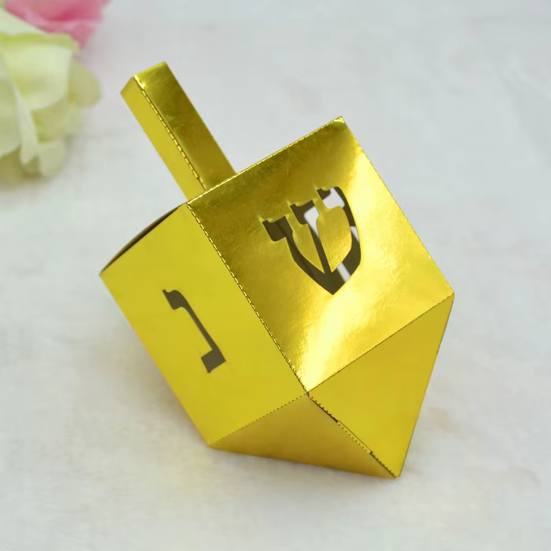Personalised Dreidel Favour Boxes — image 2