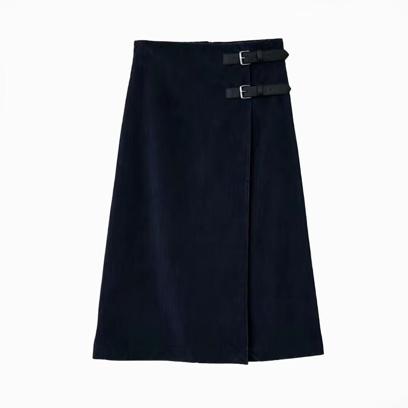 Woodland Plaid Collection navy skirt – Ali Plus AW26
