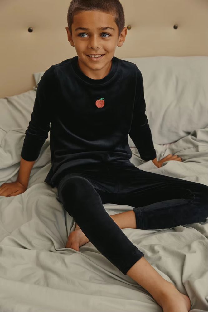 Rosewood & Black Velvet Collection – Rose Wood Dress