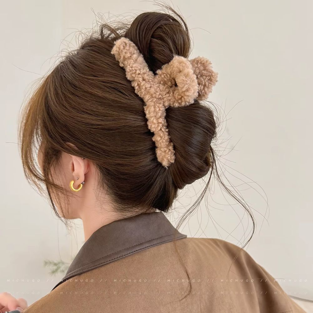 Autumn/Winter Gentle New Lamb Wool Cross Large Hair Claw